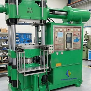 เครื่องฉีดยาง ออโต้ สไสต์ กระทุ้ง แบบแนวนอน